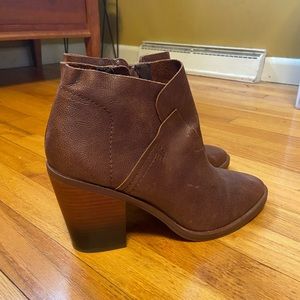 KDB Booties
